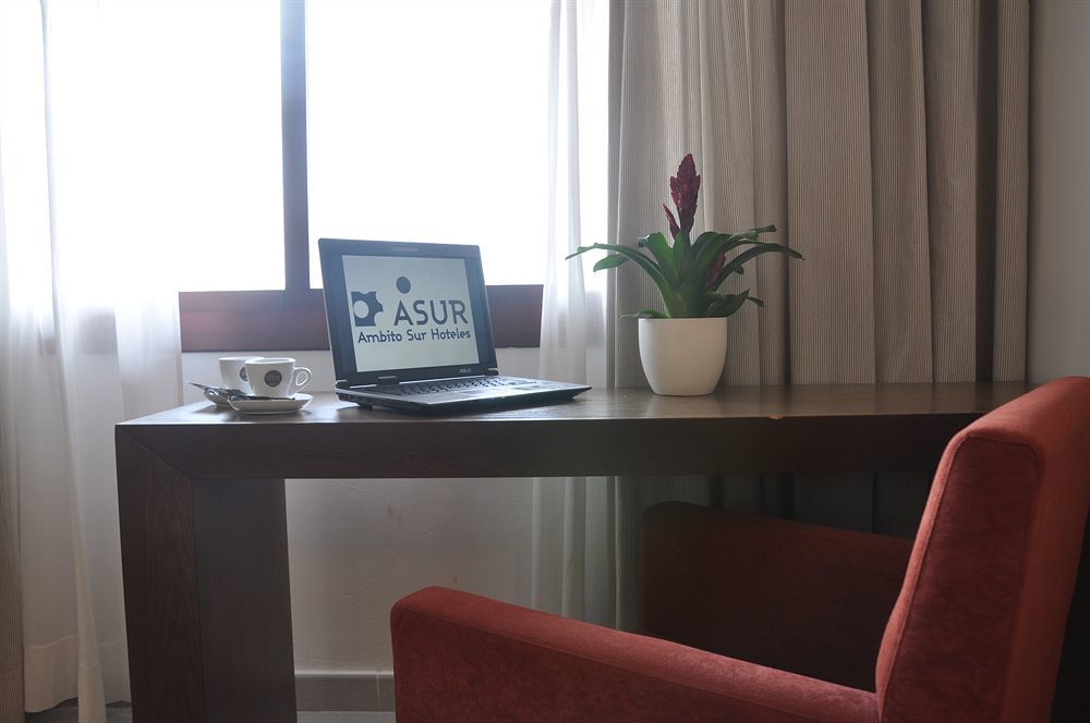 Ohtels Campo De Gibraltar Hotel La Linea de la Concepcion Ngoại thất bức ảnh